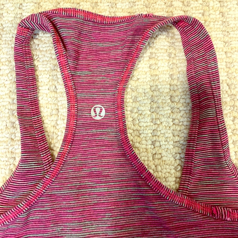 Lululemon size 4 Cool Racerback Like NEW!